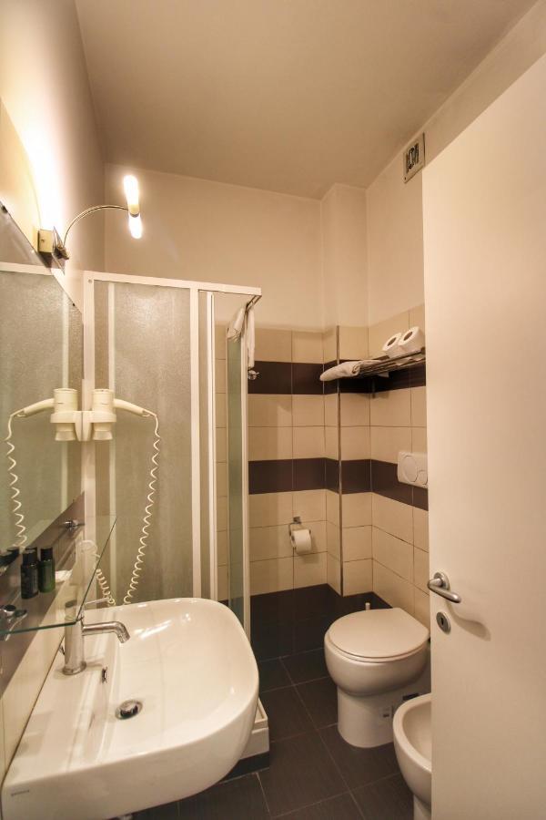 Dalmati House San Lorenzo โรม ภายนอก รูปภาพ